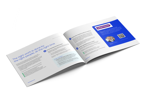 horizontal-brochure-mockup